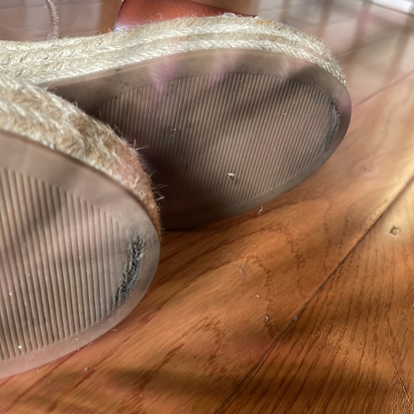 Tan Boho Espadrilles size 9 - Picture 2 of 6